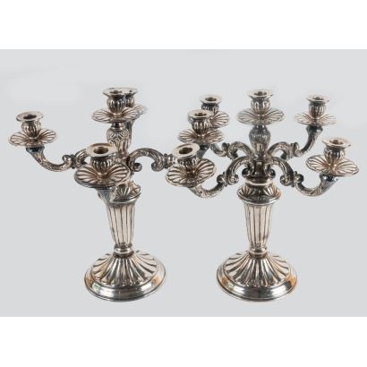 Pareja de candelabros, S. XX