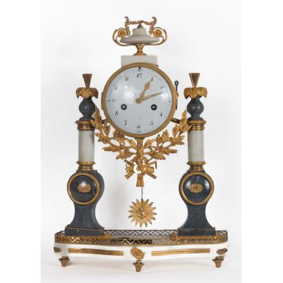 Reloj de pórtico, estilo Luis XVI, S. XIX.