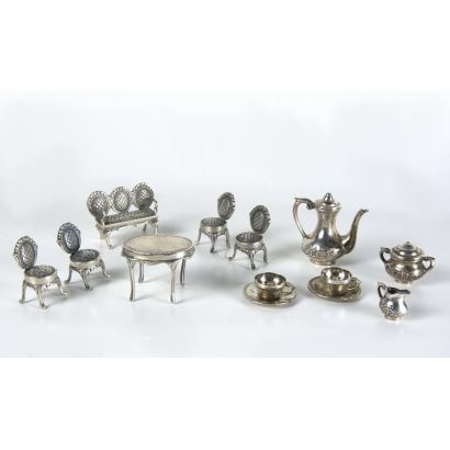 Conjunto de miniaturas en plata, S. XX.