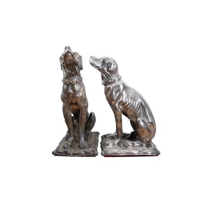Pareja de perros en plata portuguesa, S. XX.