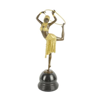 Según modelo de DIMITRI CHIPARUS (Dorohoi, Rumanía, 1886- París, 1947).