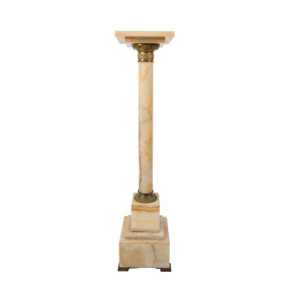 Pedestal, fin S. XIX- ppios. S. XX