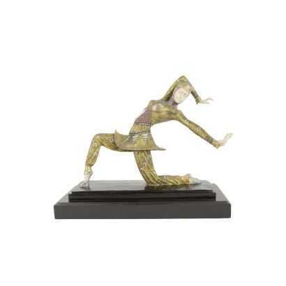 Siguiendo modelos de DIMITRI CHIPARUS (Dorohoi, Rumanía, 1886- París, 1947). 