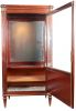 Vitrina, estilo Luis XVI, S. XX. Muebles.
