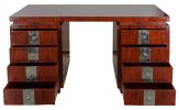 Mesa de despacho de diseño, S. XX. Muebles.
