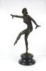 Siguiendo modelos de DIMITRI CHIPARUS (Dorohoi, Rumanía, 1886- París, 1947).. Bronces.