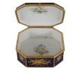 Caja en porcelana Sévres, ppios. S. XX.. Porcelana.