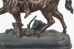 Según modelo de Antoine-Louis Barye (Francia, 1796–1875). Bronces.
