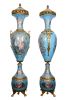 Monumental pareja de jarrones estilo Sevrés. Porcelana.