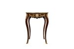 Mesita estilo Luis XV, S. XX.. Muebles.