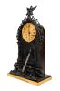 Reloj de movimiento estilo Neogótico, S. XIX.. Relojes.
