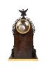 Reloj de movimiento estilo Neogótico, S. XIX.. Relojes.