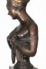 Según modelo de Joseph Chinard, S. XIX. Bronces.
