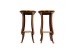 Pareja de peanas estilo Luis XIV. Muebles.
